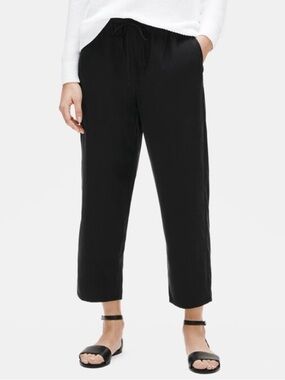 Eileen Fisher M Black Textured Crepe Slouchy Cropped Pant